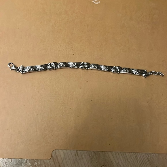 Brighton Etched Bracelet Silvertone Segmented 8.5” Lobster Clasp - Picture 5 of 7